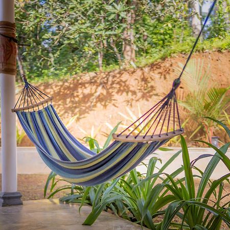 Villa Lake Mountain Weligama Exterior photo